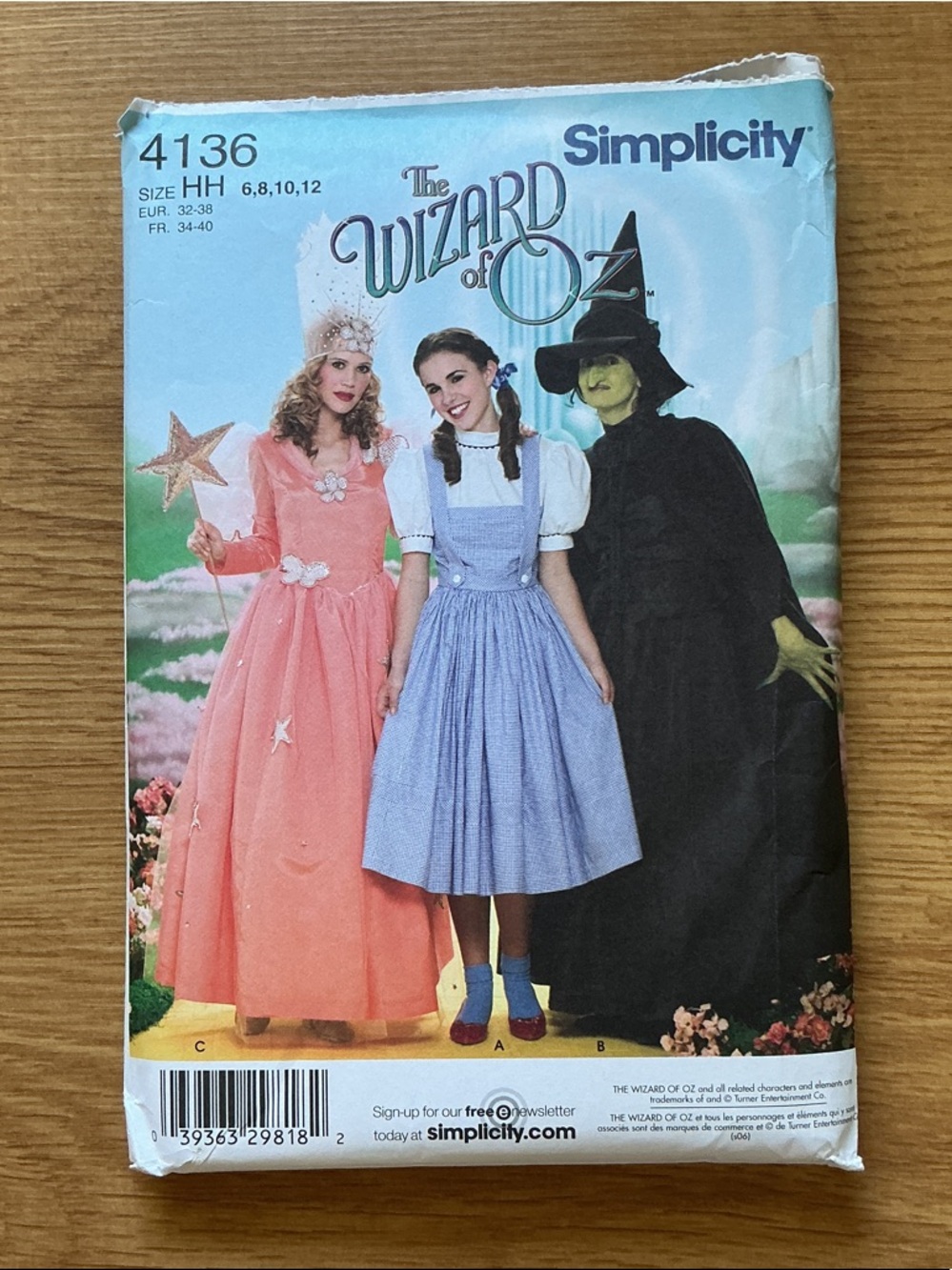 Simplicity Wizard of Oz Costume Sewing Pattern 4136 Glinda Dorothy Wicked Witch